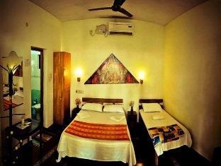 Woodhouse Beach Resort Varkala Exterior foto
